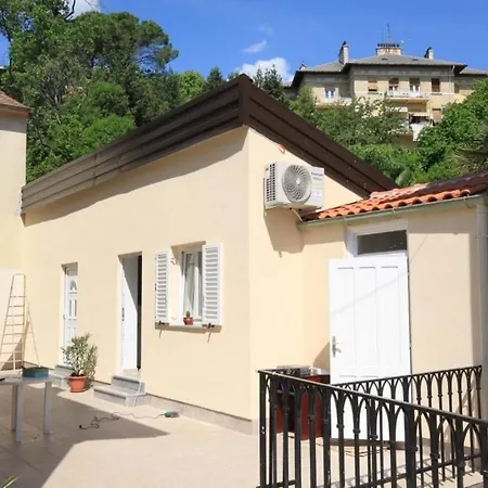 With A Parking Space - 7891 Apartman