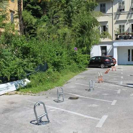Διαμέρισμα With A Parking Space - 7891 Οπατία