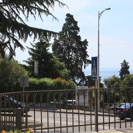 With A Parking Space - 7891 Opatija