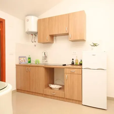 With A Parking Space - 7891 Apartman