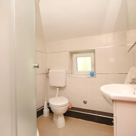 With A Parking Space - 7891 Apartman *