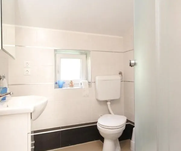 With A Parking Space - 7891 شقة