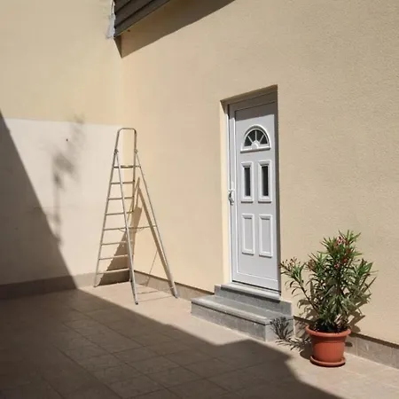 With A Parking Space - 7891 *