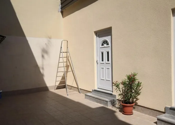 With A Parking Space - 7891 *